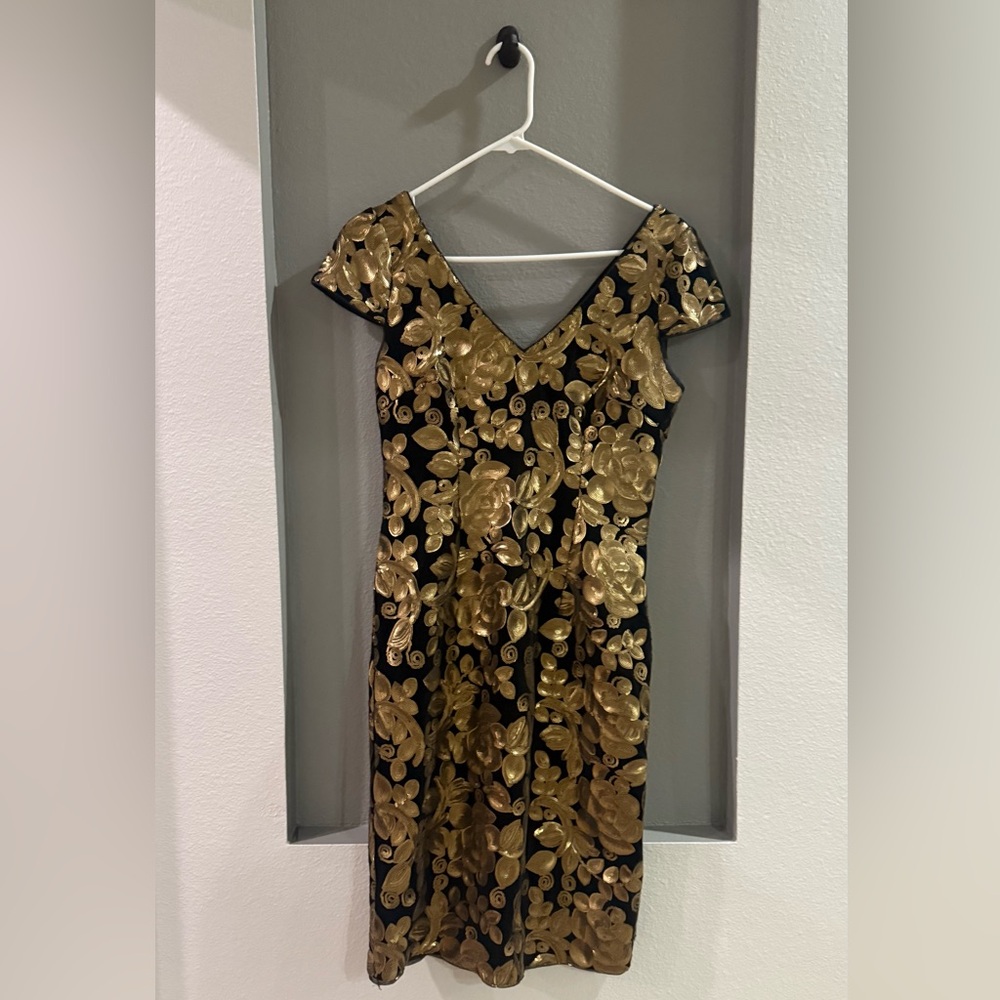 Adrianna Papell Black Velvet Gold Sequins Cocktail Dress - Picture 3 of 6